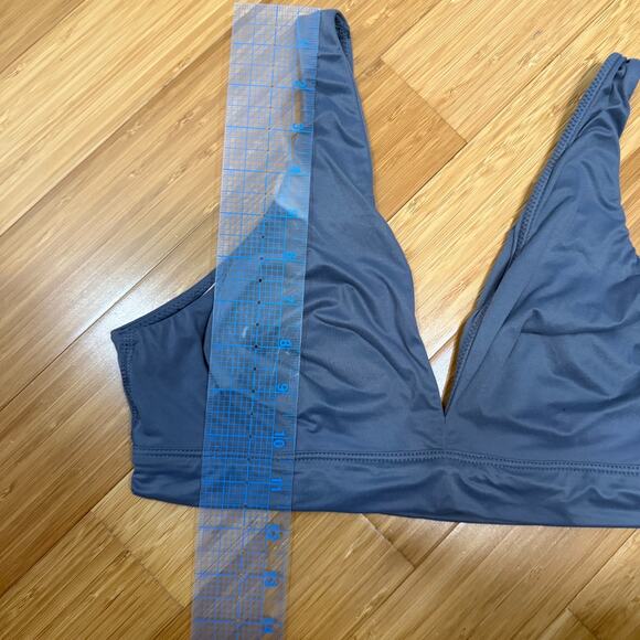Victoria’s Secret Blue-Gray Plunge Bralette Size Large B85 Pullover Wireless - Picture 11 of 11